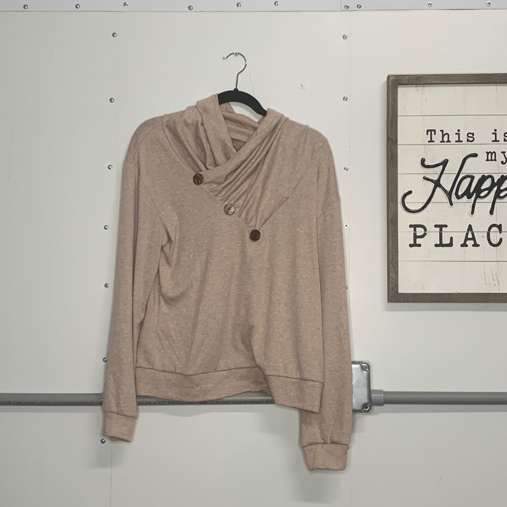 Top with brown buttons